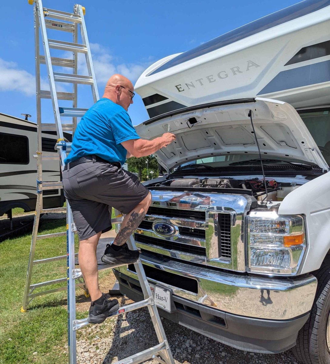 RV maintenance inspection tools
