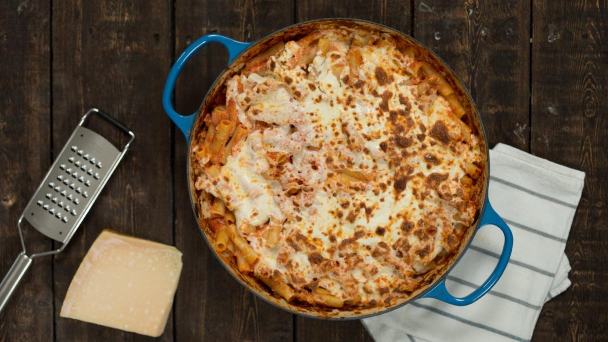 Baked ziti Dutch oven