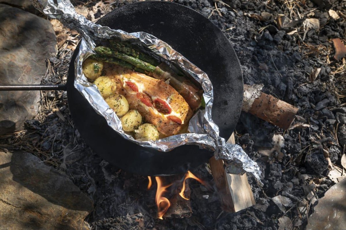 Foil packet salmon camping dinner