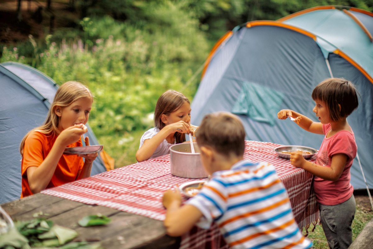 Kid friendly camping meals outdoors