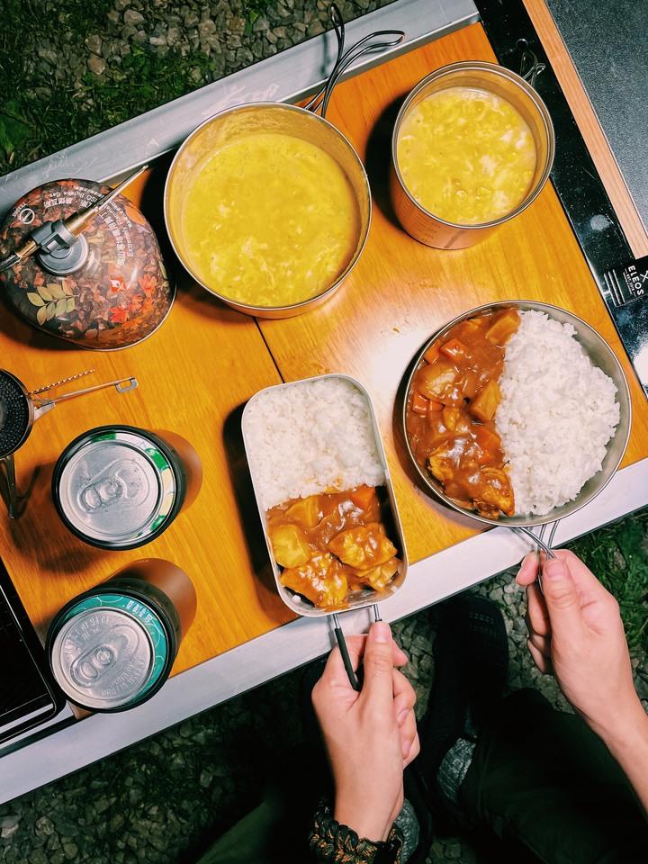 Prepared curry meal at campsite